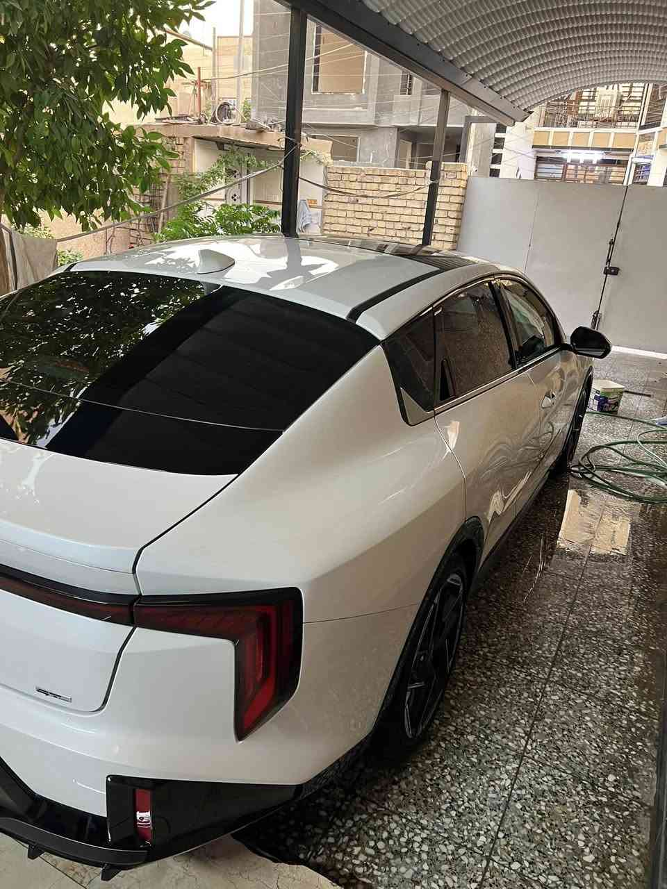 فول مواصفات ماشيه 11 الف ميلK4 للبيع موديل 25
***********
