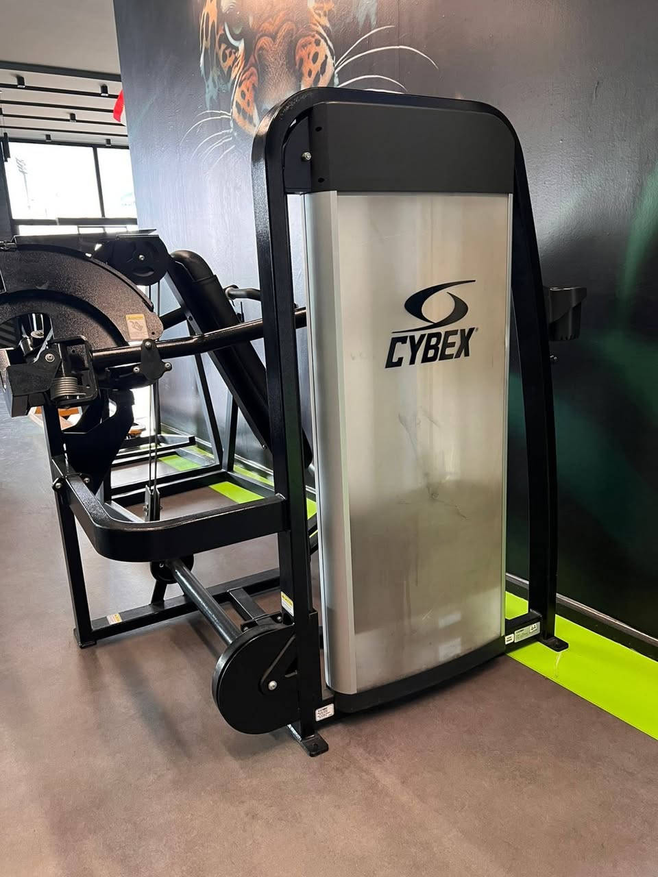 جهاز ضغط اكتاف نضافة فولل الجهز جدآ نظيف سعرة 10 ورقات مكان السليمانية 
***********
