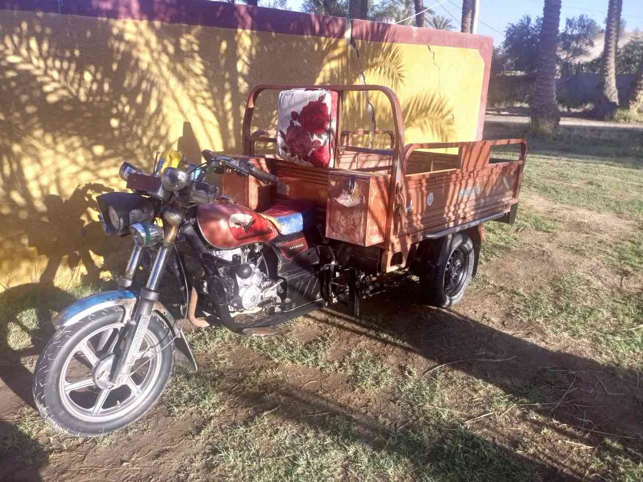 السلام عليكم ستوته للبيع موديل 19محرك 23 أوراق اصولي لون برتقالي ب1500وبيه مجال حك الجيه بابل محاويل ***********
