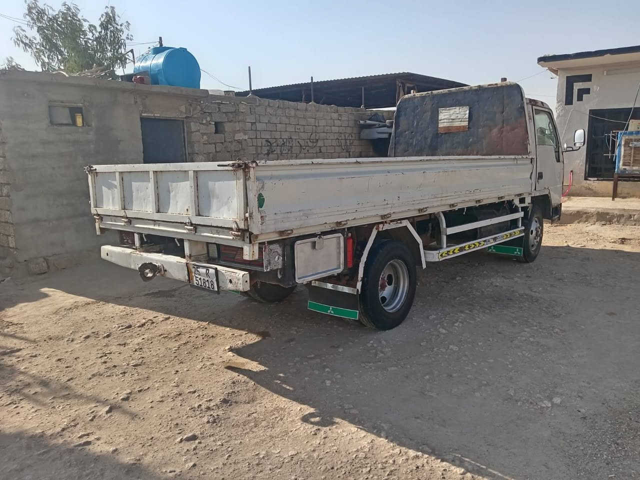 للبيع كنتر مستبوشي موديل 92رقم كركوك دولي شرط التحويل سنويه لل31سياره جاهزه وايرمنيه كلها شغاله باقي التفاصيل اتصل ***********مكان السياره الموصل السعر 65$وبيهاا مجال شي قليل
