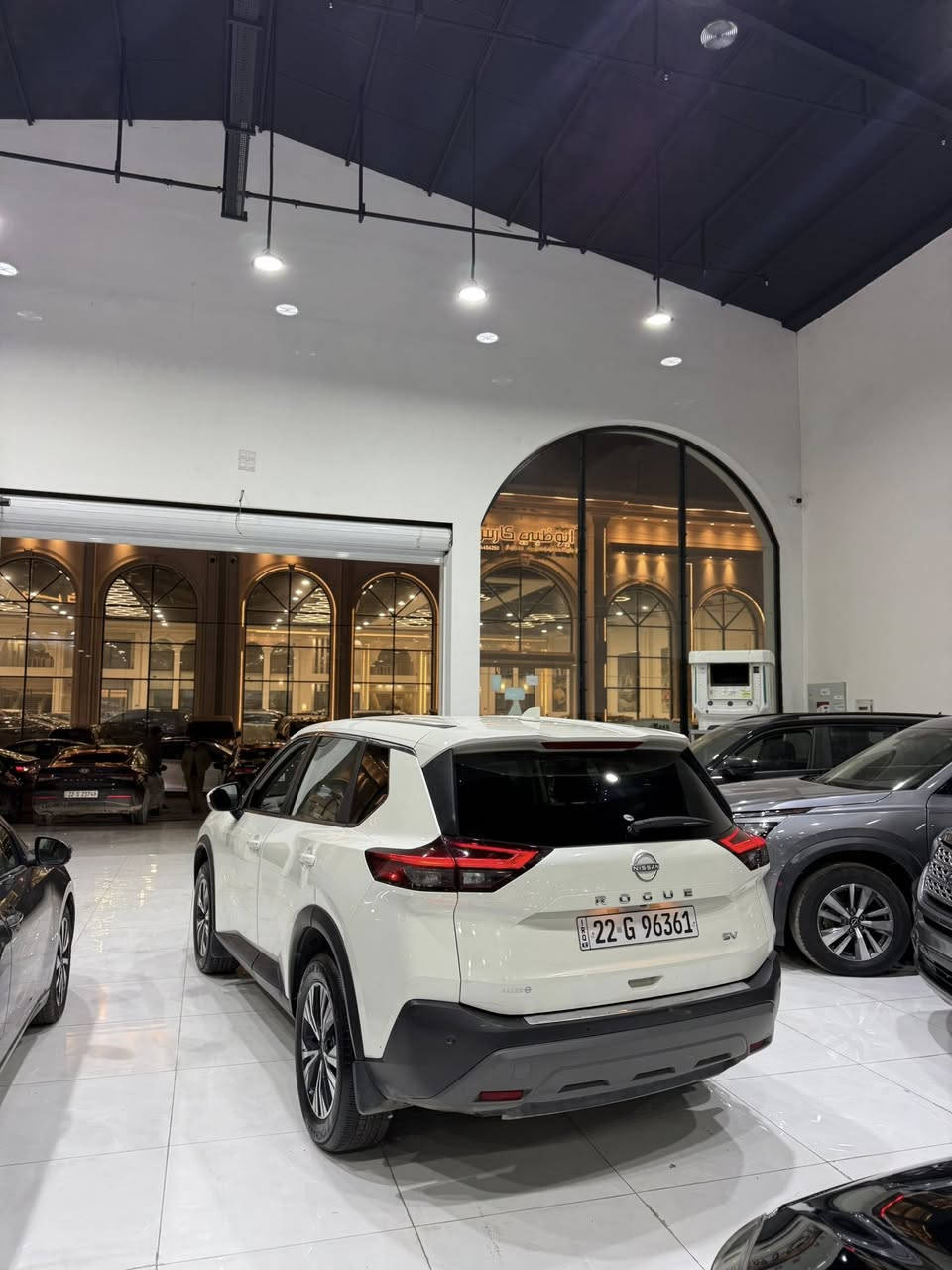 السلام عليكم 
للبيع نيسان روج ابيض 2023 SV
محرك 1.5 توربو 
ماشي 20 الف ميل 
سيارة بس بنيد صبغ بدون دواخل شرط
ارباك برده و ستيرن طاك 
سياره بدون تعديل و كلير أمريكي شرط
سياره شخوط و رصعات و بقصات 
سياره رادار امامي مابيها 
سياره مرقم أربيل جديد 
سياره تحويل و غرامات شرط
ملاحظة صوار حادث موجوده في المنشور 

السعر 143 ورقه ومجال قليل 
اي استفسار عن سيارة خاص مفتوح 
اخوكم ديار ابو عمر 
*********** واتساب 
***********. 
عنوان إربيل معارض السيارات
