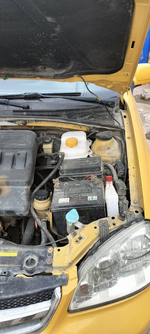 سلام عليكم اوبتر 2011 السعر 60 وقابل للتفاوض العنوان محافظة ميسان أبو رمانه ***********
