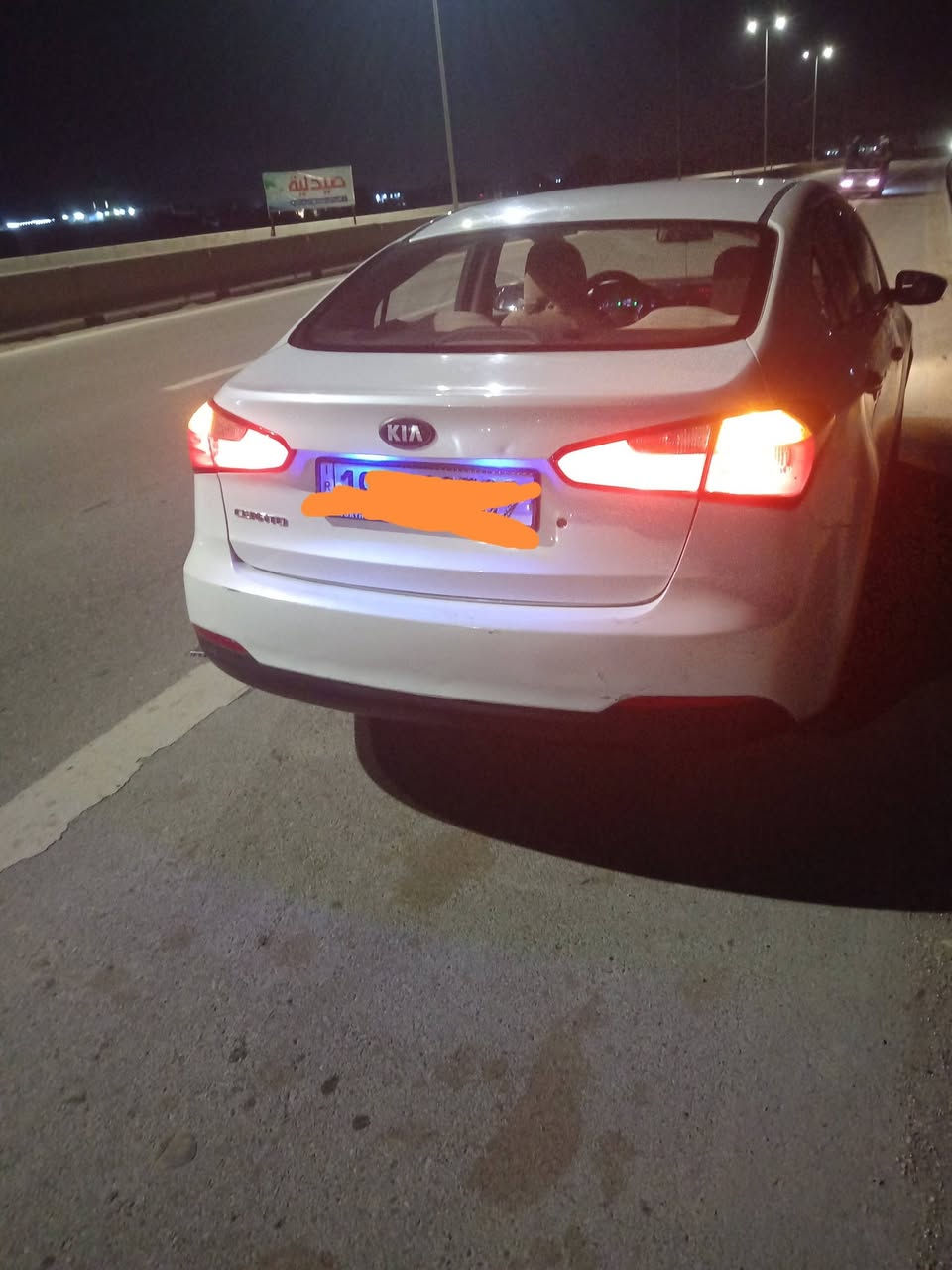 السلام عليكم
سيراتو مديل ١٥

كير مكينه مامفتوحات 

تبريد تدفئه شغلات حداديه تواير

سياره مال جناي خير من الله جاهزه على أخر حبايه
رقم جديد سنويه ٢٨ بسمي صبغ قطعه وحده أثر شخوط بدون ضربه 

الاستفسار مراسلتي خاص أو الاتصال ***********
