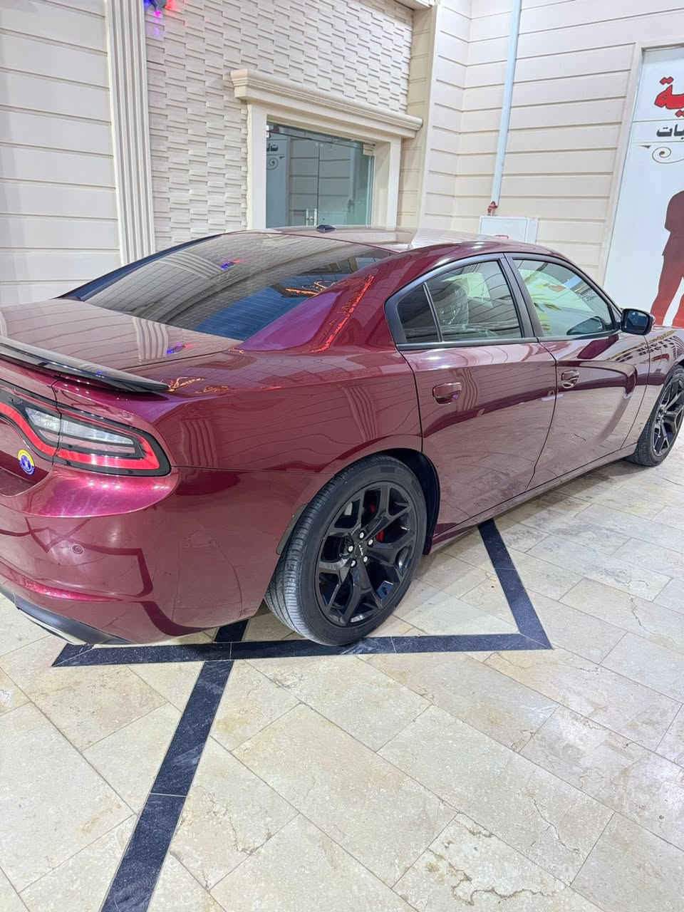 سلام عليكم 
چارجر 2020 رقم دهوك تحويل يمته ما يعجبك 
وارد كندي مكفوله من الضربه والبارد بيه كد شبر بالدواير الخلفيه صبغ كلير مال شركة شرط الفحص بدون ضربه
ماشيه 104 m       السعر  230 وبيه مجال قليل 

مكاني بصره هاتف ***********
