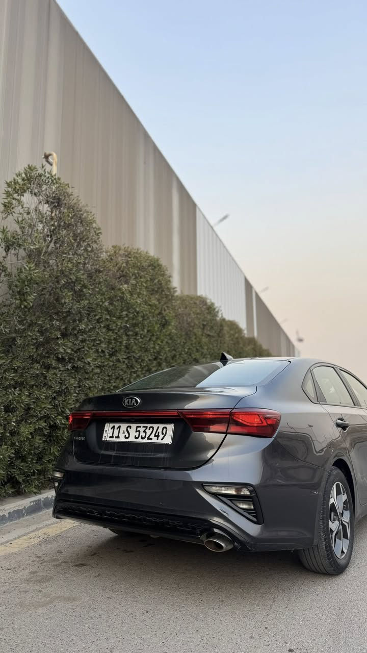 السلام عليكم

كيا فورتي 2021 ضررها قطعه وحده صبغ فقط البنيد بدون دواخل نص مواصفات السياره مواصفاتها معروفه ميحتاج نحجي عليها رقمها بغداد الدولي ب اسمي تحويل ثاني يوم وماشيه 48 الف فقط مكانها بغداد الدوره استفسار اكثر : ***********
