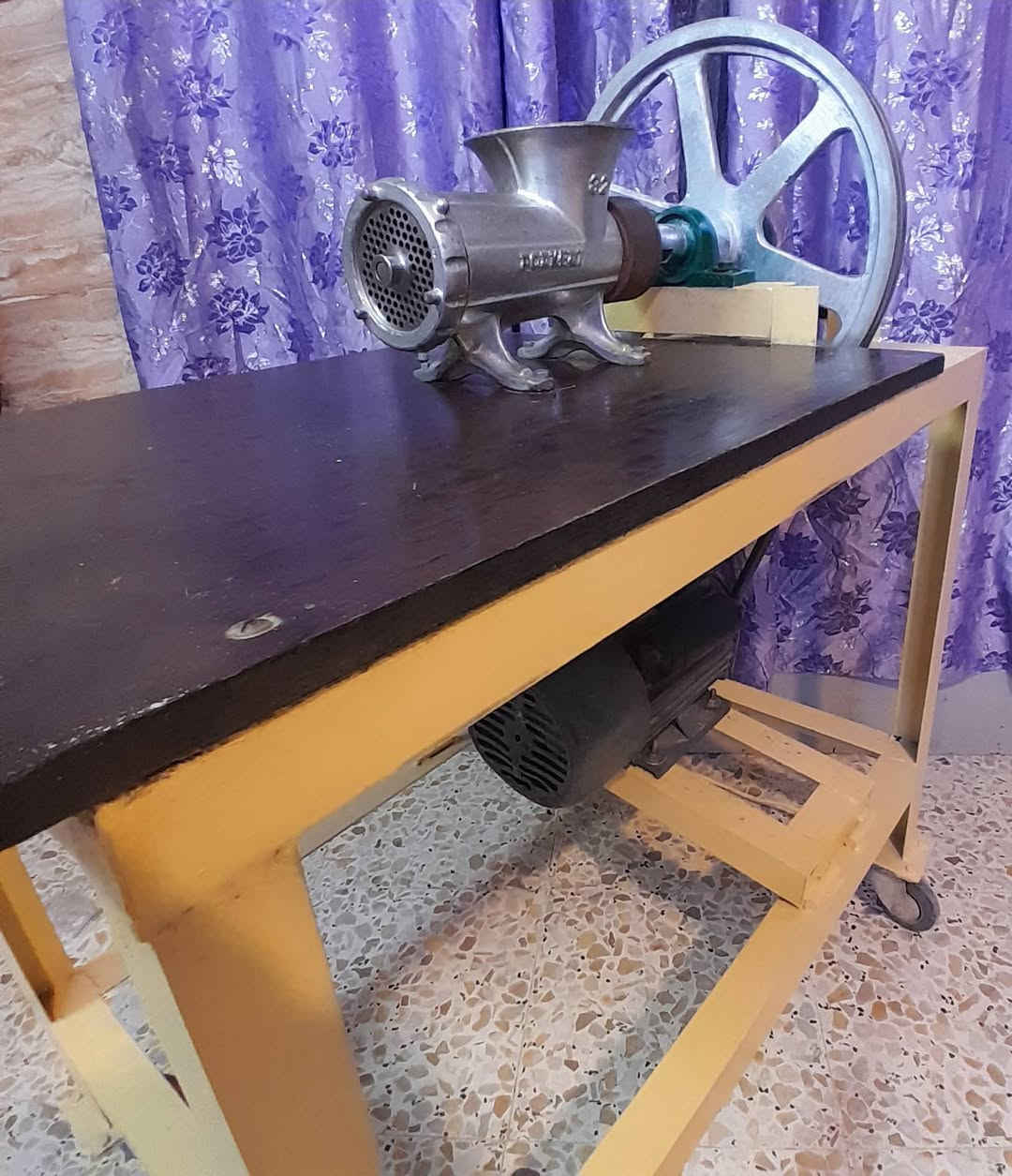 مكينة ثرم حجم 32 اصليه جيكيه نظيفه جدا   ماطورها  كبير 2 حصان بلادي
 سعر 275 الف  للاتصال  *********** بيه وتساب مكان بغداد
