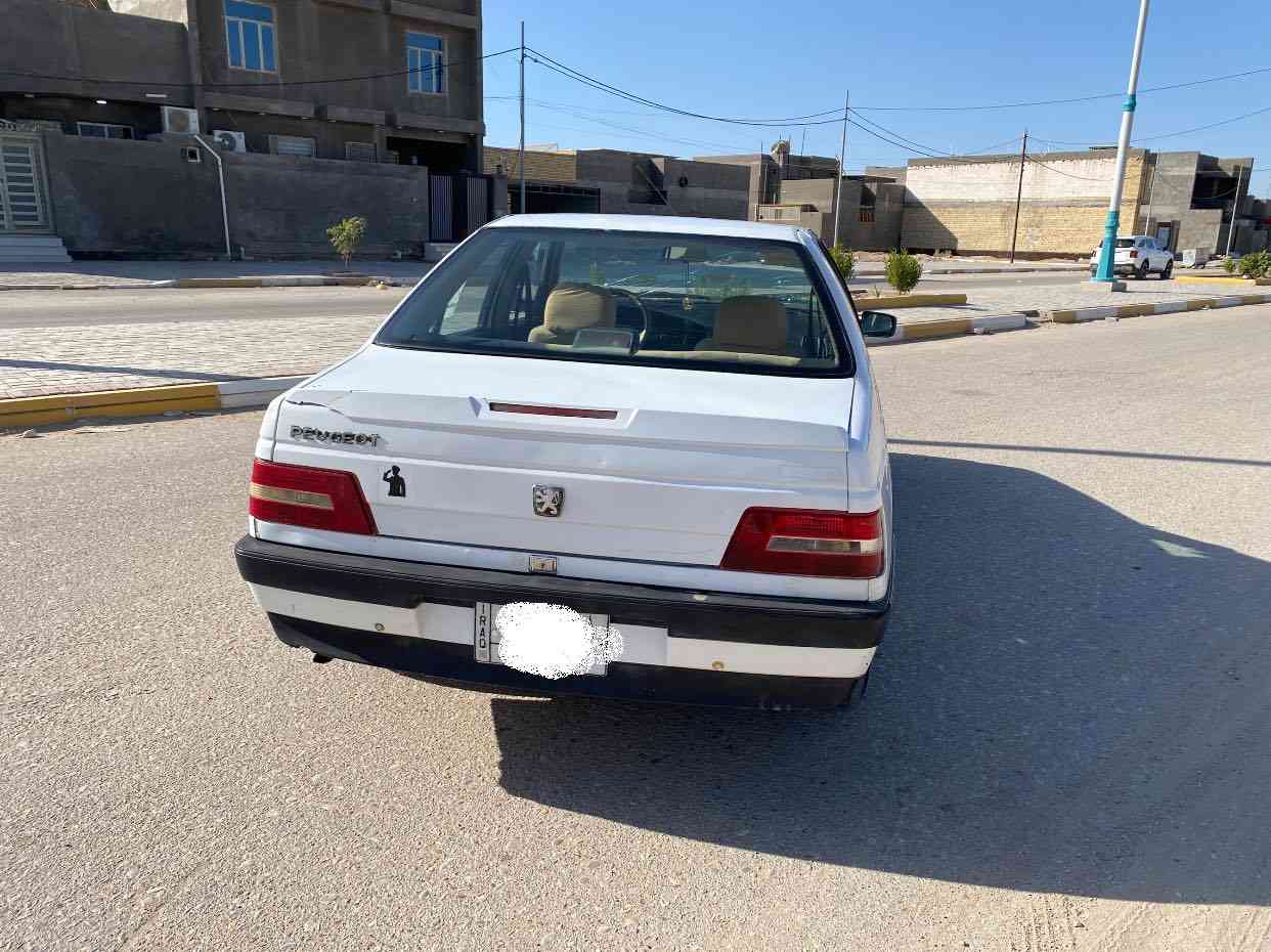 ‏سلام عليكم بيجو 405 موديل 2011 سيارة مكفولة من ضربة كير و ومكينه تبريد شرط السعر35هذارقمي *********** متواصل ع الفيس
