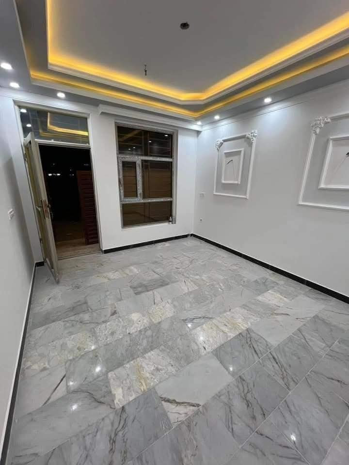 مشتمل للبيع
المساحه ٦٤متر
الابعاد ٤في١٦ متر
الموقع البنوك التربيه خلف الصفصاف لا يوجد جار أمام الدار
يحتوي على
٣غرف نوم
استقبال ومطبخ وصاله
واجه مرمر ارضيات مرمر
بناءحديث درجه اولى بناء ٢٠٢٥ غير مسكون
للإستفسار الاتصال *********** ***********
شركه كل العرب للوساطه العقاريه
شركه للاستثمار العقارات والمقاولات
البنوك شارع الكنيسه مجاور روضه البنوك
توجد عروض أخرى
