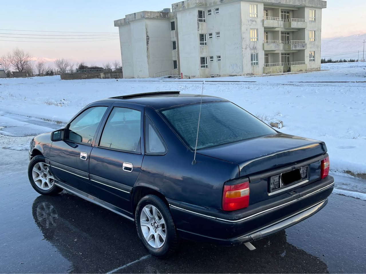 ئوپل موديل١٩٩١
مةكينه١٨
گيرو مةكينه بةشةرتي
بوخار و دوكةل و دةنگ
سةنةوي  انبار وةكالةت بةشةرتي ئةوةليات
چوار تاو ويلي خاوين
كامل گةعية كراووة
دةشبول و بةرةدةرگاي زور خاوينن

سلايت
گةرمي مةزبوت
توندو تول 
دةعمو ليدراوي هيچ پيوةنيه
سعري٢٢$ 
*********** بشدار, السليمانية
