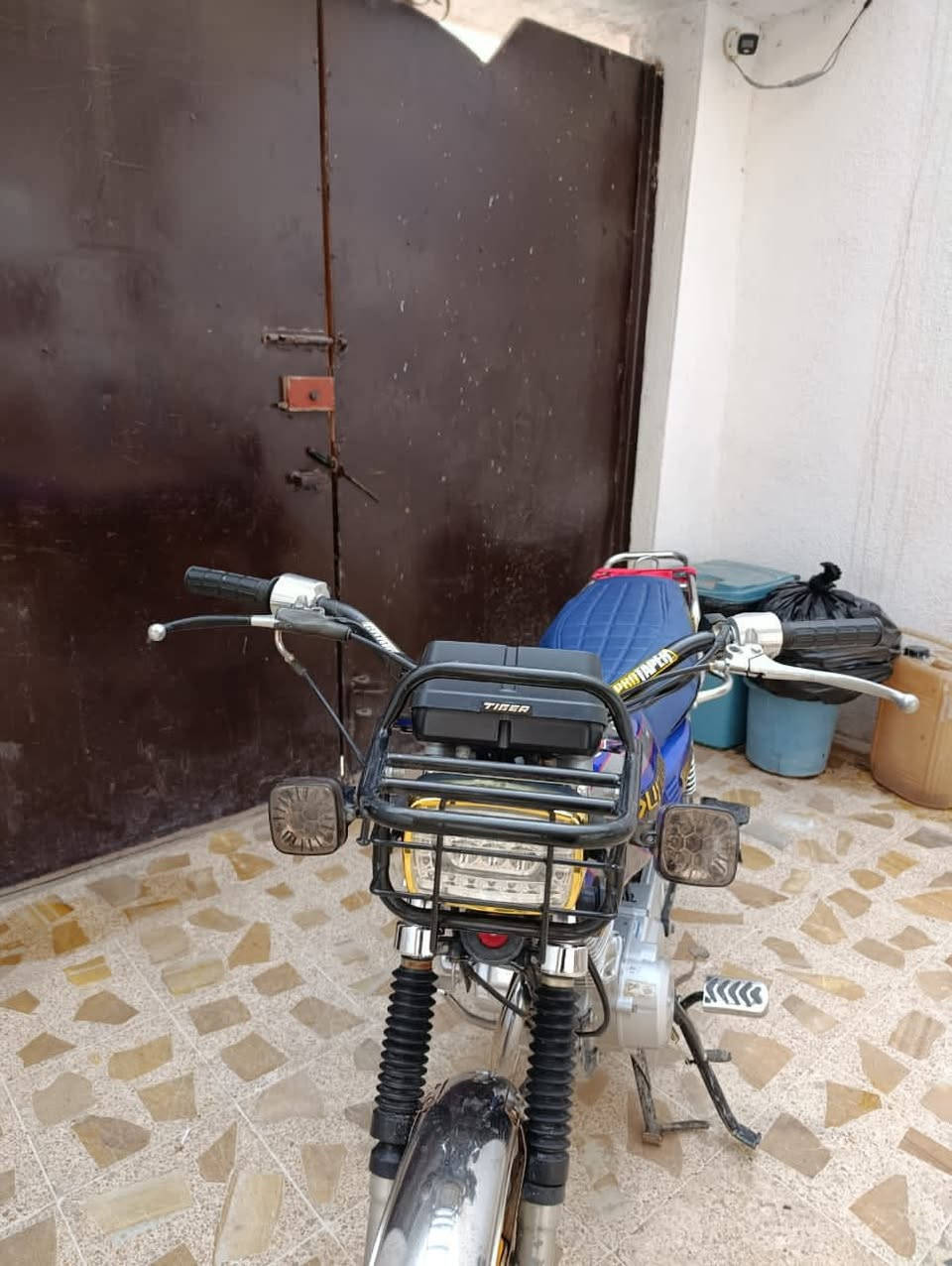 تايكر 2020المكينه خراسه كهربائيات كله  شغله السعر 450وبي مجال حك جيتك رقمي ‭٠٧٧٠ ٥٦٧ ٥٣٧٤‬
