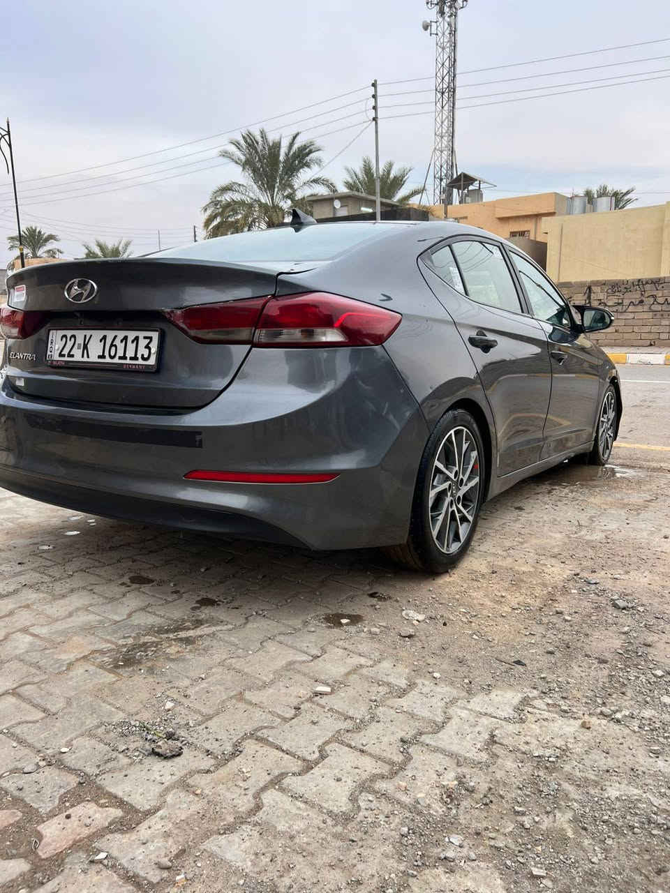 السلام عليكم
النتره موديل 2018فول 1/1
مواصفات
شاسه 
كامره خلفيه 
اشاير مري 
ويل كروم 17
حساسات اماميه خلفيه 
لايت زنون
شاشه اعطال
ضرر جاملغ خلفي ومصبوغه صفحا
السعر 100 وبيها مجال بصيط
سنويه الى 29
بصمه تشغيل 
هاتف /***********
