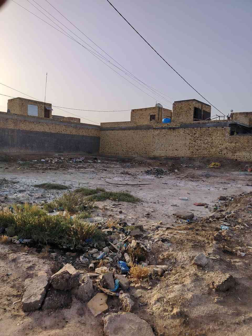 السلام عليكم قطعه للبيع طابو صرف ناحيه الفظليه المساحه 300 متر ركن الموقع شارع المحطه مقابيل المدارس الصينيه للاستفسار*********** واتساب او اتصال ❤  نستقبل كافت العروض داخل الفظليه واطرافها 🥰
