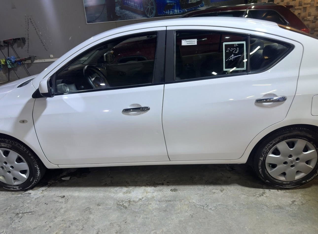 نيسان سني هندي موديل 2022 

رقم اربيل ماشيه 100 قابل للزايده 

بآسمي السياره جاهزه ونضيفه تخم تايرات جديد 
شاشة كار بلي اصليه 

 سنوية 2029 

مكاني المنصور - شارع الرواد 
رقم الهاتف : *********** 

علق تم يوصلك السعر
