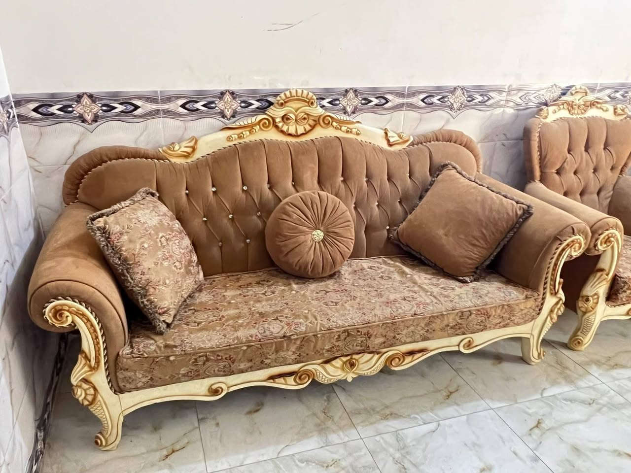 الي يدور شي مرتب وضخم هذا تخم قنفات ملكي ابو التاج ضخم 💪💪 تسكَام ١٠ نفرات مع كوشات شي مرتب السعر ٤٥٠ الشراي يجي خاص مكان نجف النجف, العراق


**إذا كنت صاحب هذا الإعلان وتريد حذفه لأي سبب، رجاءا أرسل رسالة إلى الدعم الفني**