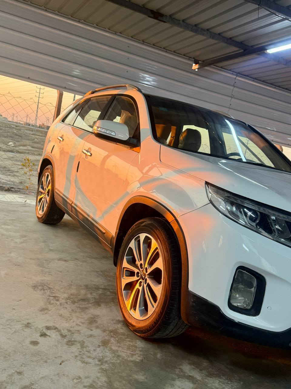 السلام عليكم
كيا سورنتو خليجي 2014 رقم بغداد انكليزي بأسمي 

فول مواصفات ٦سلندر سبعه راكب اشاير بالمري ومري شفط حساسات خلفيه بصمه تشغيل مع بصمه ابواب كشنات جلد يدات نيكل ٣قطع تبريد بنوراما تحكمات ستيرن ويل كب مكفوله كفاله عامه ماعدا بارد بالجاملغ الامامي وشويه صبغ بالباب 

مكينه خير من الله فقط كازكت مبدل بيه  كير حداديه تخم تاير كله جديد ماشيه ١٨٠ كم

 مكاني الديوانيه قضاء عفك    السعر ١٨٥وبيه مجال 

رقمي ***********
