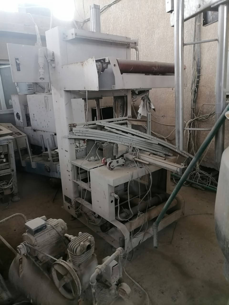 مكلف بالنشر 
للبيع
معمل  عصير ومكائن  متكامل.. لافوفه  وخزانات وغيرها
رقم صاحب المعمل
***********
