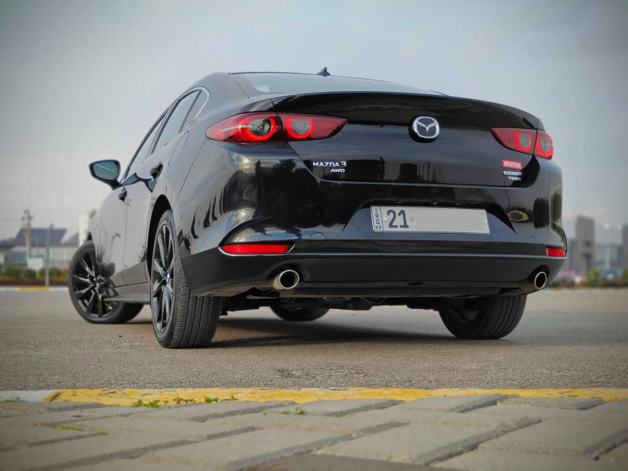 مازدا 3 موديل 2021
محرك 2.5 توربو

الممشى فقط 36 مايل
بيها قطعتين كلير بدون ضرر وبدون ايرباك (سليمة بالكامل)
جميع قطع السيارة بلادية

داخل كريمة
كشنات كهربائية
كشنات جلد
كشنات تدفئة
ستيرن هيتر
كشن خزن
سلايد
داتاشو
12 مكبرات صوت من شركة بوس
نظام AFS عدسات أمامية تتحرك ويه الستيرن
رادار أمامي وخلفي
لايتات أمامية وخلفية علقة
تدفئة زونين
نظام المساعدة بالحفاظ على المسار

🔴 السعر 💵 علق يوصلك سعر السيارة ✅

للاستفسار:
***********
***********

رقم الشاصي:
JM1BPBAY0M1315515

#Iraqcarskd #Mazda3 #سيارات_العراق #CarsForSale #سوق_السيارات
