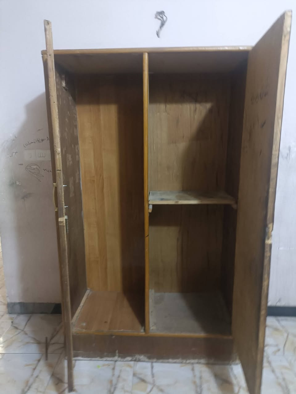 كنتور بابين سعر ٣٥و جرابي عدد ثنين سعرهن ٥٠ثنينهن


**إذا كنت صاحب هذا الإعلان وتريد حذفه لأي سبب، رجاءا أرسل رسالة إلى الدعم الفني**