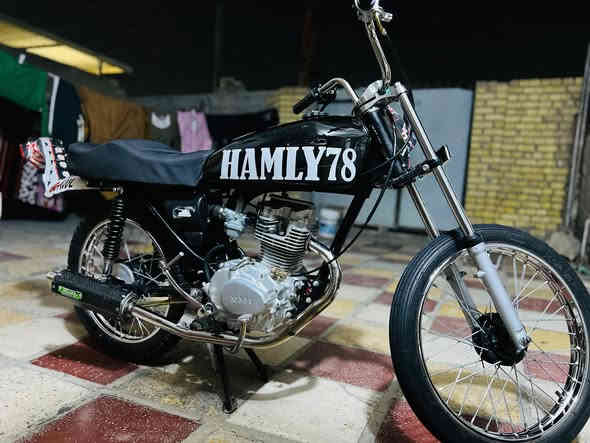 سلام عليكم دراجه نامه شلامجه  للبيع كلك كلك كلك  تعمير كله 25بس المكينه 23مفتوحه فقط بوشه شراي تشلع عيوني مو شراي لاا تعبني مكاني ناصريه حي شهداء الرقم: ***********
