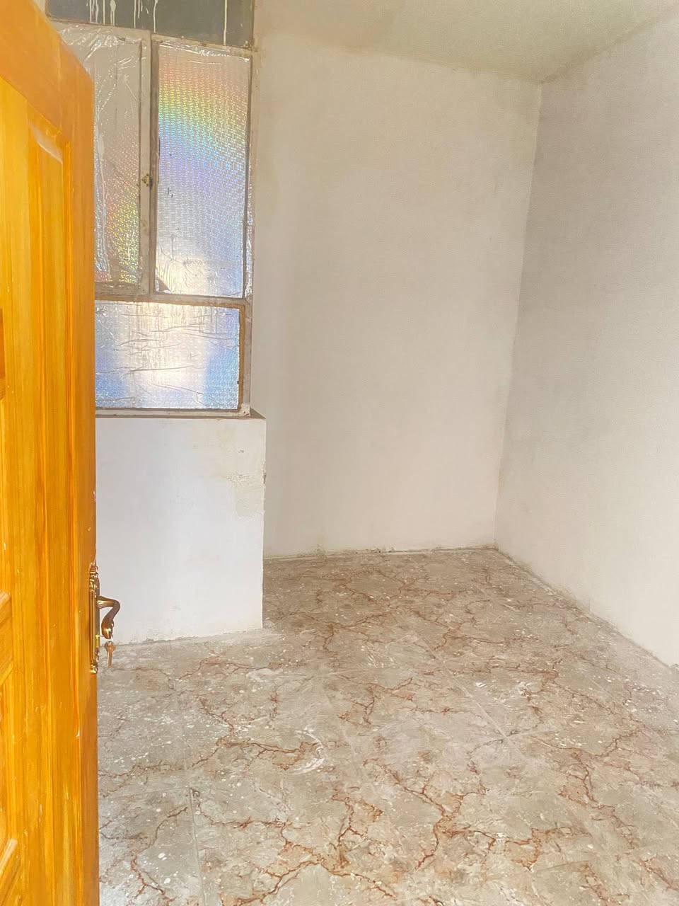 السلام عليكم مشتمل للبيع بأشعب يم جامع بدريه مساحه ٤٠ واجه ٥. ٣نزال 11.5 تفاصيل البيت طرمه استقيال خدمات مطبخ غرفتين فوك مكتب شعب اللعقار ابو ريحانه ***********
