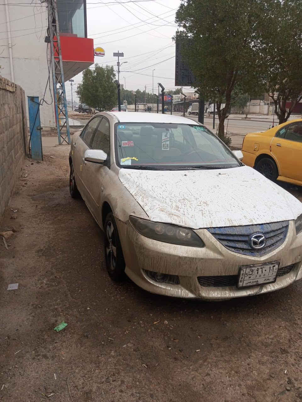 السلام عليكم
مكلف بنشر التواصل مع صاحب الرقم 
مازده للبيع رقم بغداد الماني راعيه مسافر اكفل سرقه وعشائر 
مكينه وكير جدد 
تبريد ثلج 
تدفئه شغاله 
تخم تاير جديد باتري جديد 
كهربائيات كلها شغاله 
دوشمه جديد 
داخل جدا نضيف 
سستم صوت جديد 
حداديه ممتازه مابيها اي نقص 
السعر 28 وبيها مجال  
عنواني بغداد الدوره 
*********** محمد ابو يوسف
