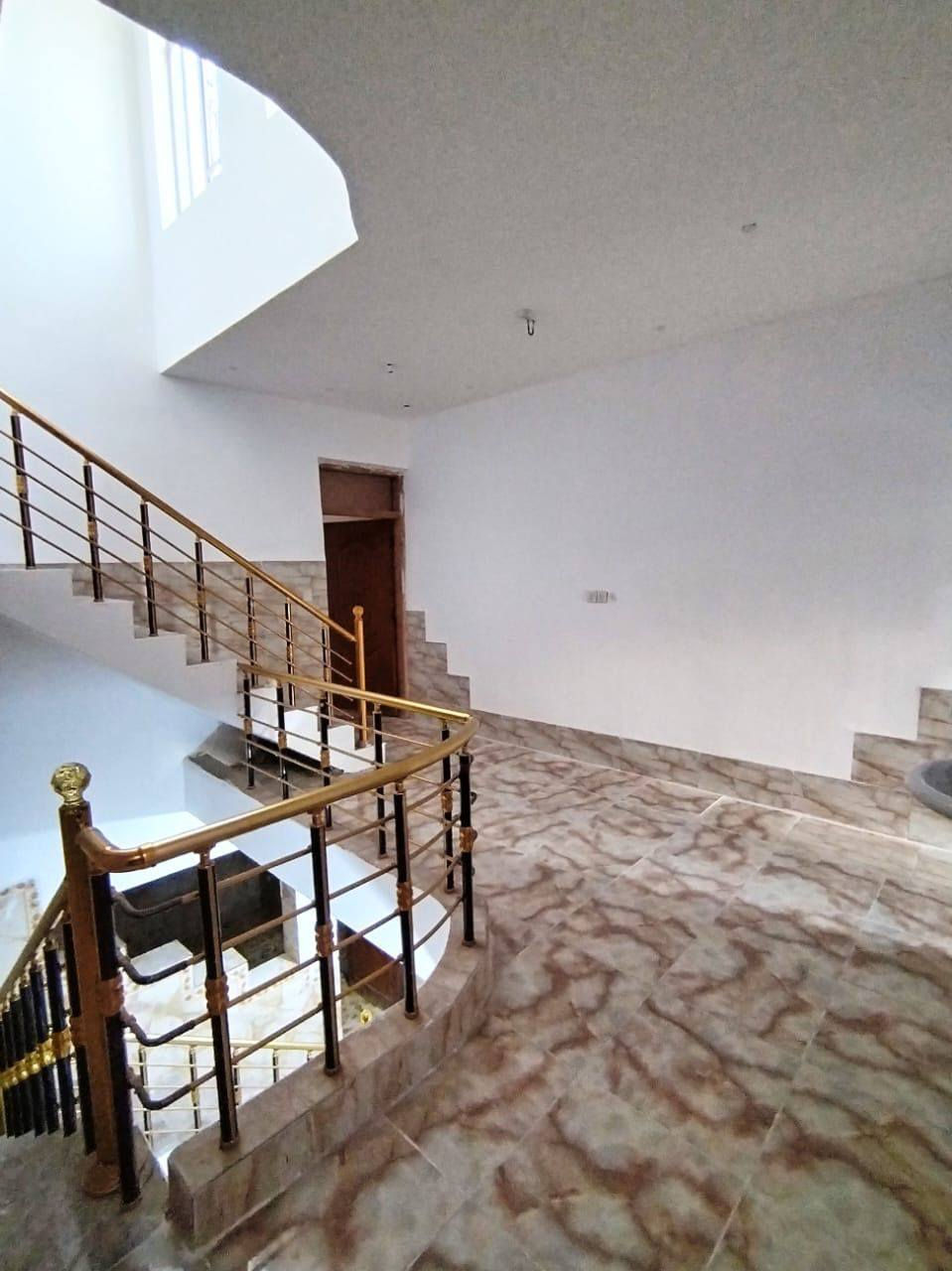 مشتمل للبيع أو للأيجار في منطقة الزهراء شارع المدارس مساحة ١٠٠م طولاني طابقين جديد ومرتب للأستفسار الاتصال على الارقام 
***********
***********
