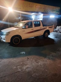 بيكم هايلوكس ٢٠١٢ سيارة مكفوله من صبغ وتبديل مكينه كير بشرط كير عادي ش...