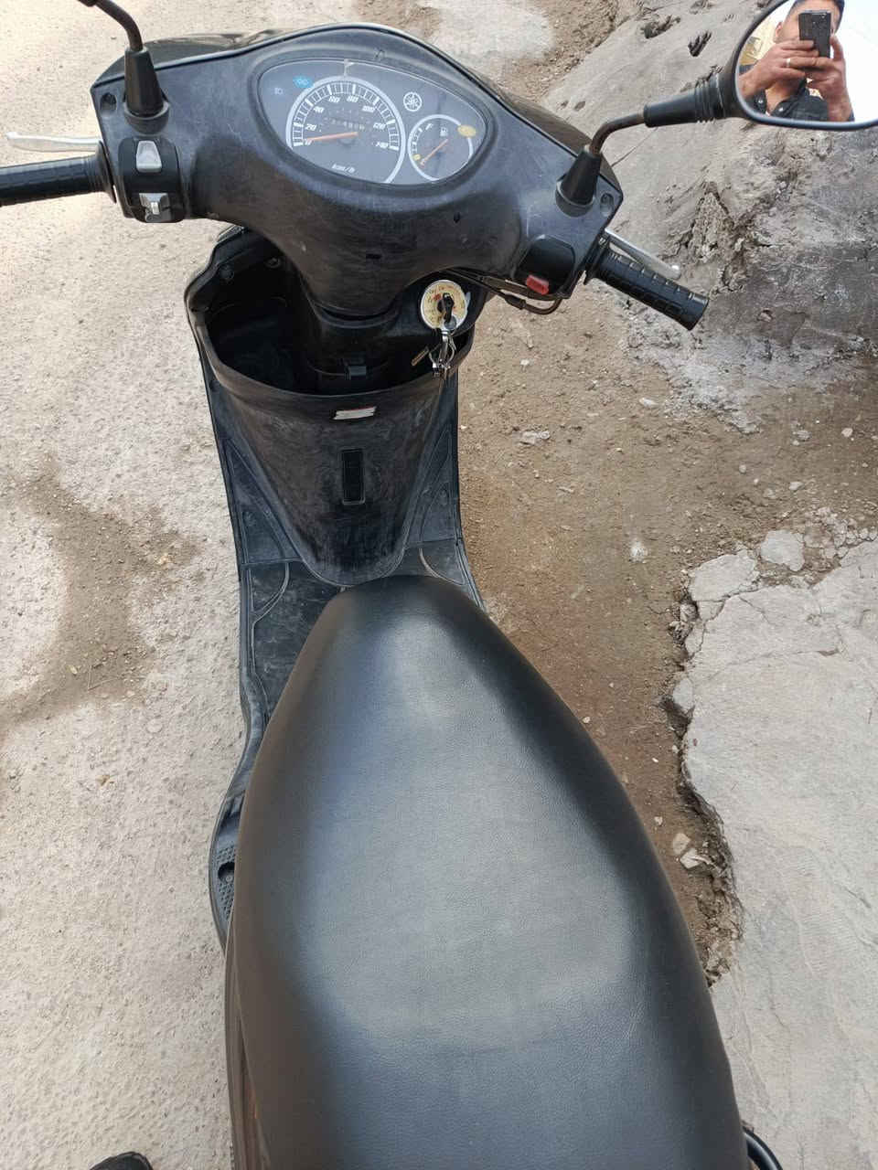 السلام عليكم اكزز البيع النظافه مثل المعروضه كدامكم ستان حساس  كهربائيّ كهربائيّة شغاله كامله  سلف هندر   
مكاني الشعب  ***********
