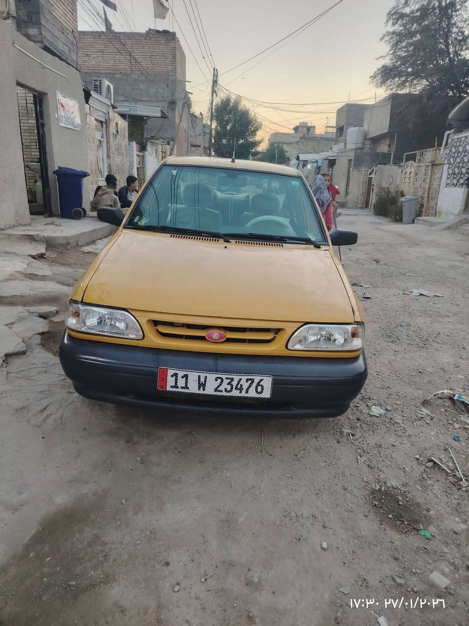 السلام عليكم
سيارة حلوة ونظيفه موديل ١٥ بسمه تحويل ثاني يوم رقم بغداد نكليزي كير ومحرك كفاله
تجي وتشوف بعينك 
مكاني بغداد  (السعر ٣٨)
مصفرة هيئه وغرامات
مامتواجد عل فيس
***********
