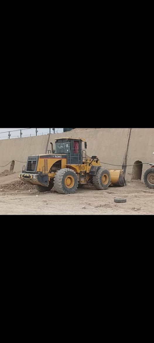 السلام عليكم البيع شفل زت يل حجم 50 مديل 2012 رقم الماني سنويه ل 28 شفل جاهز من كلشي محرك كير خير من الله العنوان بغداد الستفسار عله رقم ***********. ***********
