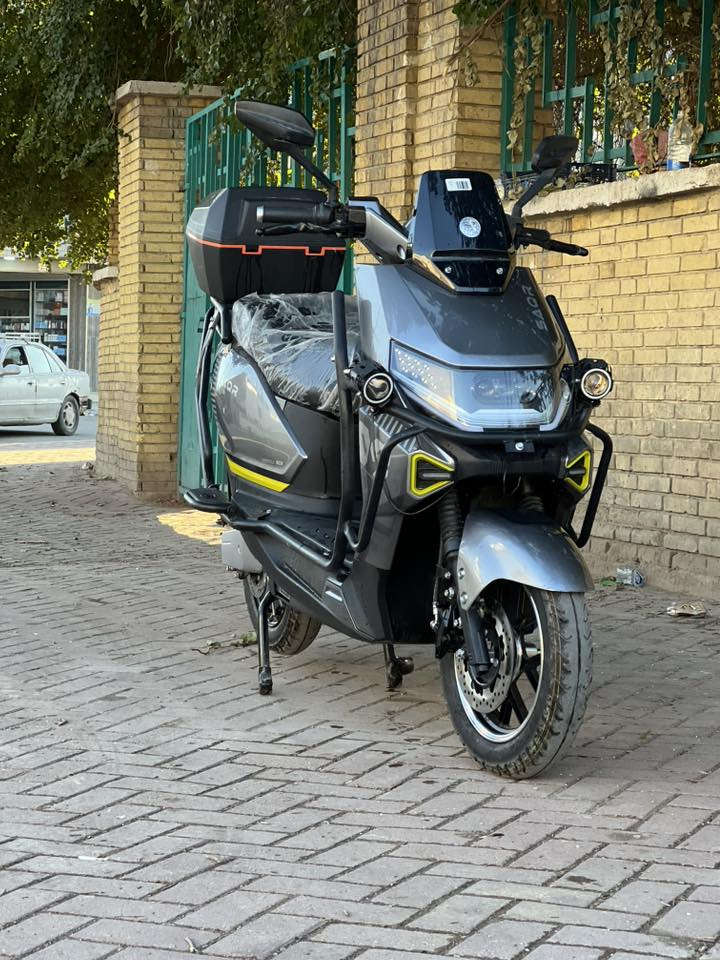 السلام عليكم.. شباب دراجه شحن ليثيوم للبيع دراجه زيرو زيرو  مستخدم   5 ايامً  . بعدها وكاله   وصل. المعرض موجود ابسمي  دراجه تجي مواصفات عالميه 

دراجه الصقر ..  F12 2025..(زيروو...زيروو..)..
( بطاريه ليثيوم .50.امبير ) فوسفات الحديد...الملف 2000Wحقيقي...السرعه .88_
..اجت بنظام..APS..أمامي خلفي...بلوتوث...مخرج USP...سويجين وبصمتين..تشغيل بصمه وسويج وجهاز مانع سرقه...وصل المعرض ببه...

....الشراي يتصل مكاني بغداد

***********

عنوان بغداد
