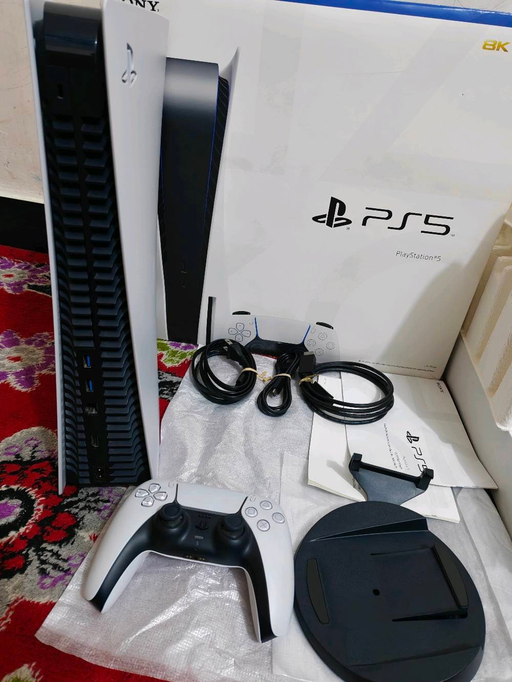 بلي 5 فات امريكي قابل للتهكير نظام 9 غير محدث جهاز حاله حال جديد نظافة 100 مع كافة ملحقاته الاصلية والكارتون للبيع السعر 675 مجال بسيط عنواني بغداد اي استفسار عالرقم ***********