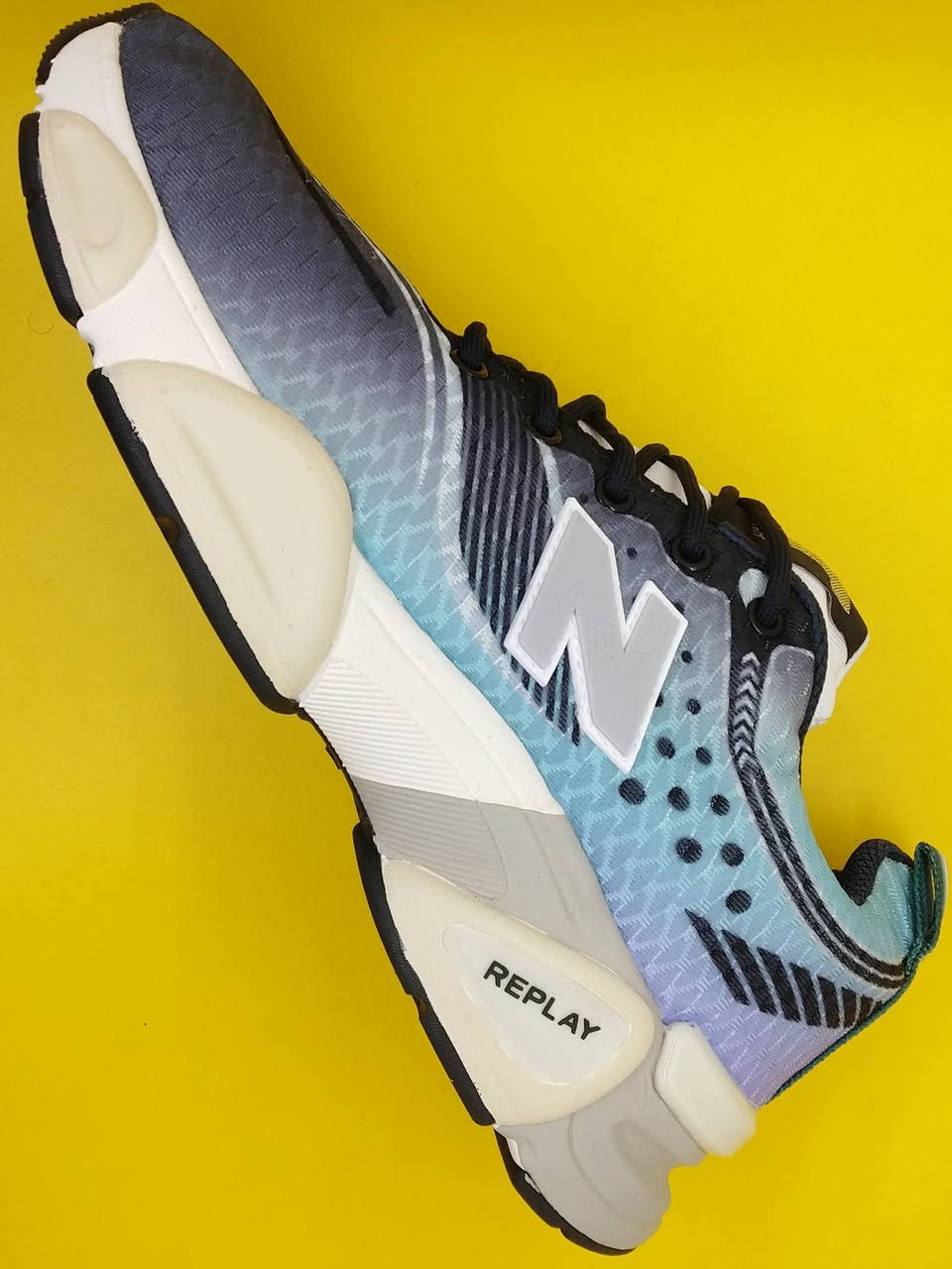 أحذية اصلية ماركات عالمية
مقاسات من ٣٩ الى ٤٨
كل الصور قطعة واحدة
اي قطعة تعجبك اسأل عن المقاس و السعر بالتعليقات
متوفر توصيل كل محافظات العراق 5000


**إذا كنت صاحب هذا الإعلان وتريد حذفه لأي سبب، رجاءا أرسل رسالة إلى الدعم الفني**