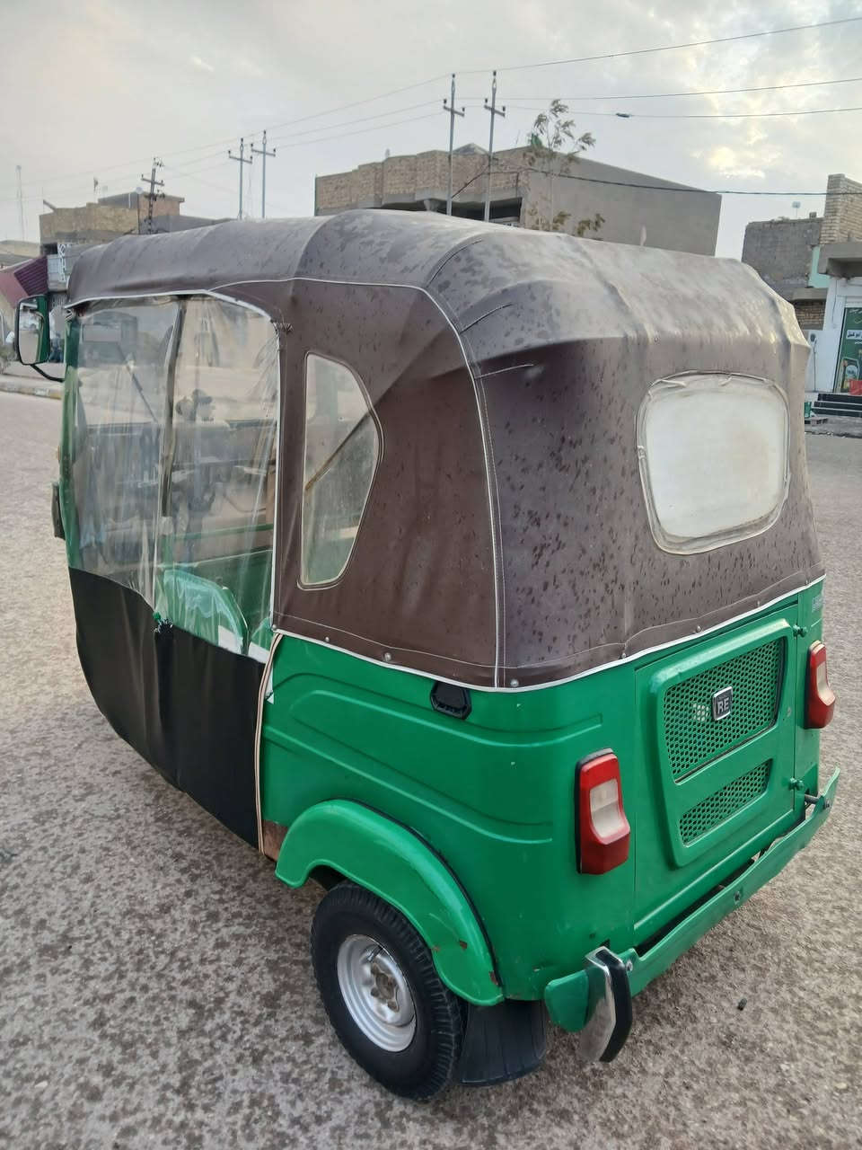 تكتك  للبيع موديل ٢١ اوراق جاهزه من كلشي لتواصل ***********
