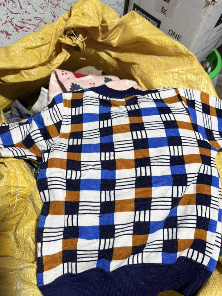 شليف ملابس اطفال بلوزات قماصل ونفانيف وبجايم خبط بي جديد وبي باله جنت فاتحه مشروع وبطلته ابيعه شلع بي تقريبا لو ١٥٠ قطعه لو اكثر ما حاسبتهن اريده ب ٧٥ عنوان بغداد مدينة الصدر


**إذا كنت صاحب هذا الإعلان وتريد حذفه لأي سبب، رجاءا أرسل رسالة إلى الدعم الفني**