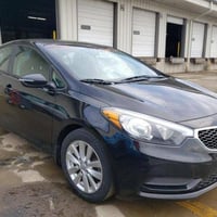 فورتي 2015 سياره كل الجديده سياره حادثها بس تشاملغ الخلفي فقط الصور  س...