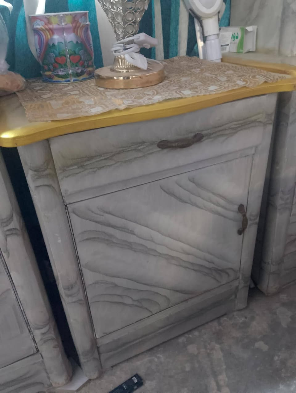 غرفة اخشاب عراقي البيع سعر اتصل *********** عنوان منطقة طليحة
