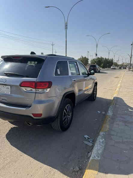 السلام عليكم جيب لاريدو  21 اصل بسمي لبيع وارده جاملغ  وبنيد  السعر 215بيه مجال اتصال عل هذه رقم ***********
