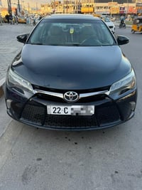 كامري 2016   لون نفطي   السيارة xse  فول مواصفات 1/1  بصمة  فتحة سلايت...