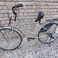 بناتي حجم ٢٦ نضافة موضحة بل صورة السعر ١٢٥ وبي مجال للطيبين عنوان بغدا...