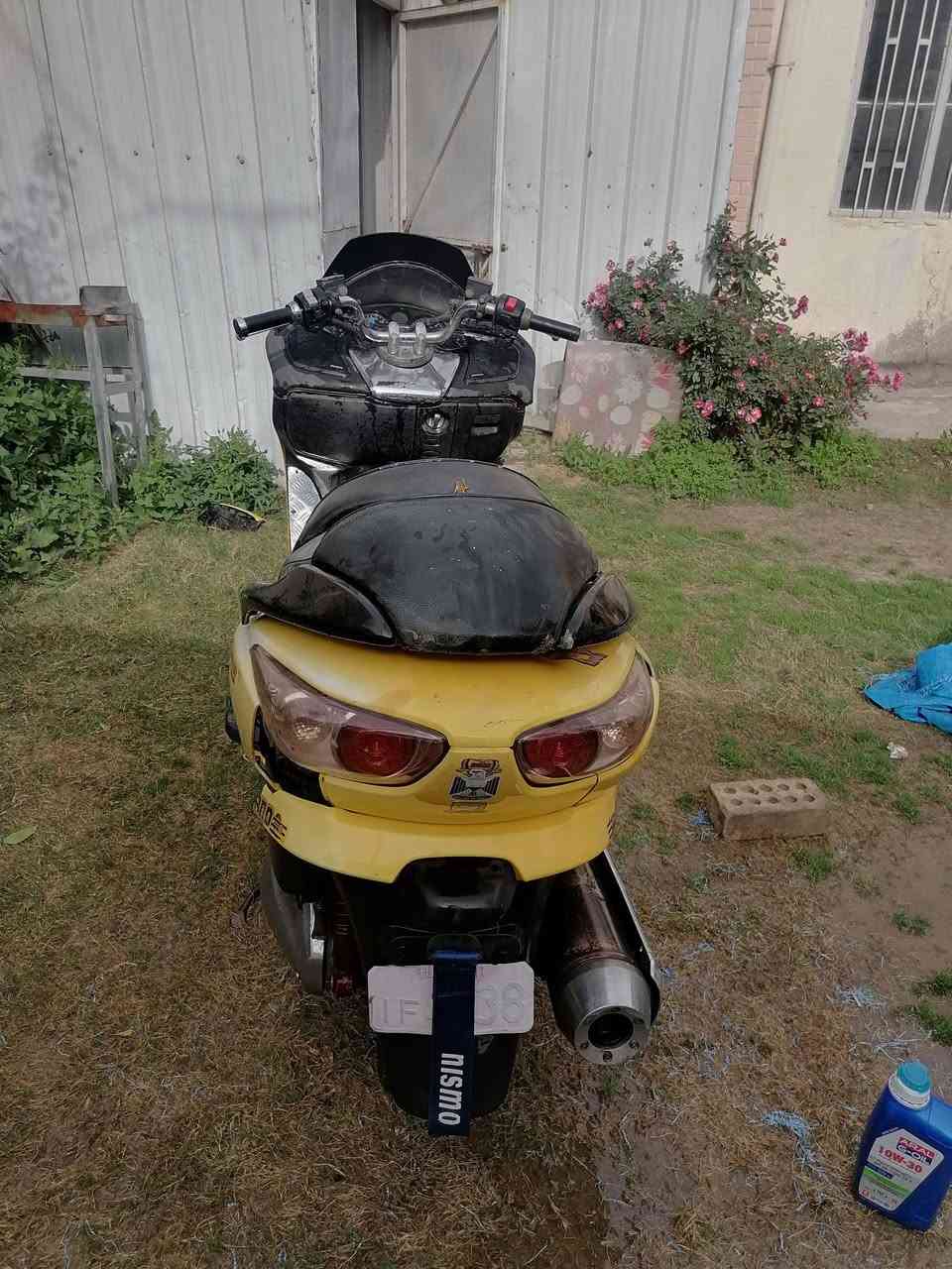 دراجه فورزا 0.8 للبيع مكفولة كهربائيات كلها شغالة حساسات كلها تشتغل   نكرة سلف  مكينه نضيفه برغي ما مفتوح
 السعر 950 المو شراي لا يجي  ***********
