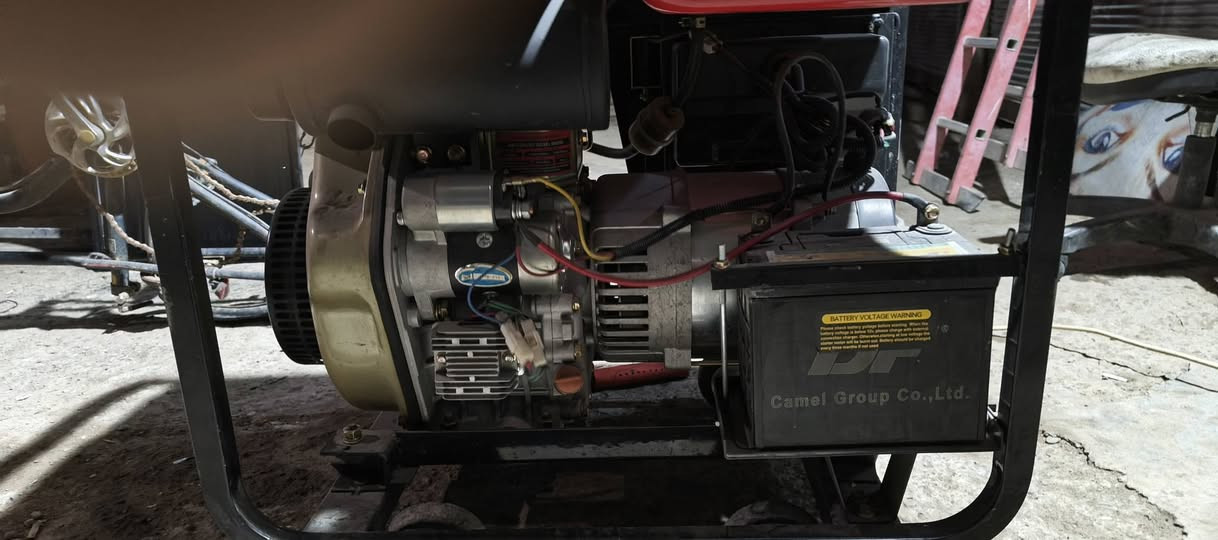 سلام عليكم مولده كاز سلف مع هندر جديده مستعمل شي قليل للبيع السعر 700 استفسار اكثر اتصل***********
