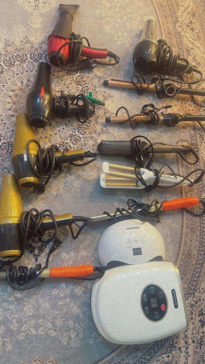 ٠ بي مجال كرسي أطفال ٢٥ بي مجال هيدر افيشيال ٦٠ بي مجال جهاز بخار ١٥ الف بي مجال عربانه أطفال المانيه اصليه ٥٠ الف شسوار اصلي ب ١٥ الف بي مجال برم كساره كاويه ١٥ الف وبيه مجال فرشات ٥٠ الف رقم الهاتف+***********
