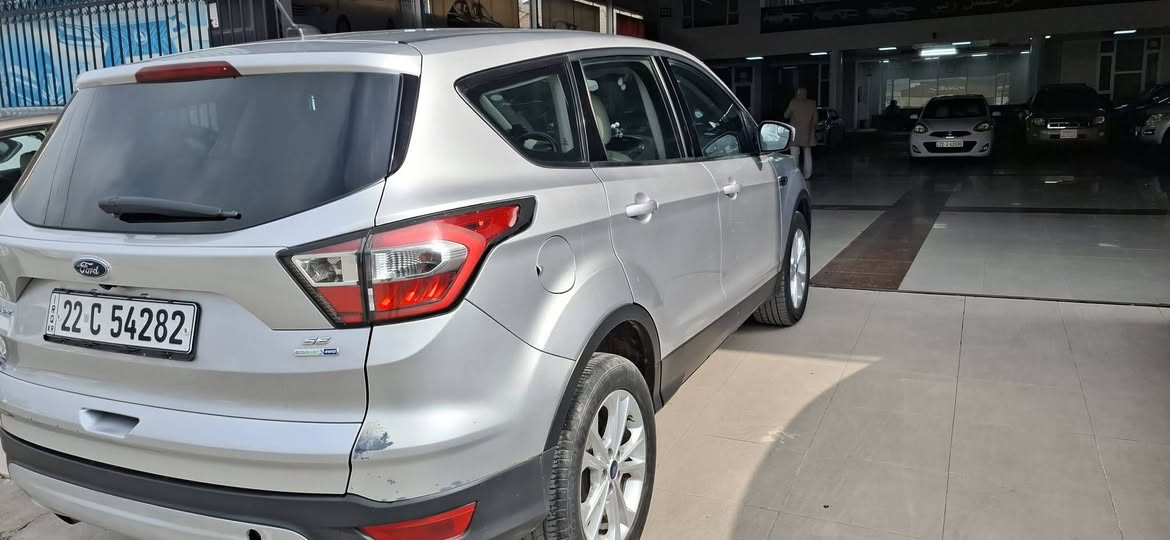 للبيع
السعر 105 وبيها مجال
فورد سكيب موديل 2017
ماشية 170 الف
ضررها قبغ صندوق فقط بدون دواخل
محرك كير طخم تبريد كلو شرط سيارة بأسمي
سنويا 2029
مكان السياره موصل 
***********
