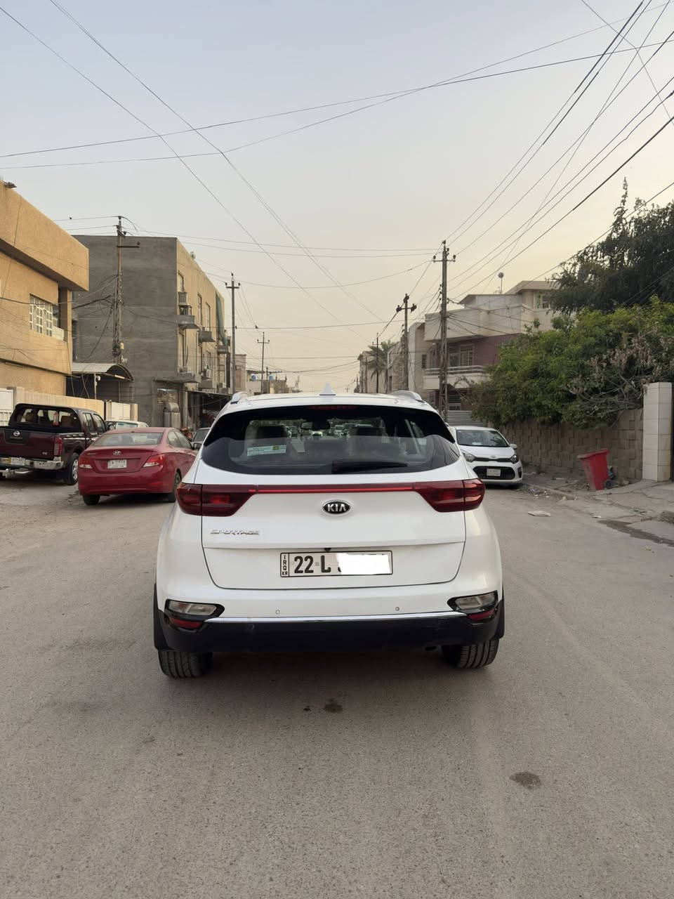 السلام عليكم سبورتج موديل 2020 وارد خليجي  كفالة عامة من الصبغ والتبديل فقط بارد بيها
مواصفات بصمة وتشغيل عن بعد حساس امامي وخلفي   شاشة جبيرة وابل كار بلي واريل نفكيشن تحكمات ستيرن داخل بيجي كير مكينة تبريد كلة جديد السياره باسمي 
السعر 195 وبيهة مجال
 مكاني بغداد القاهرة او حي تونس  *********** 
***********
