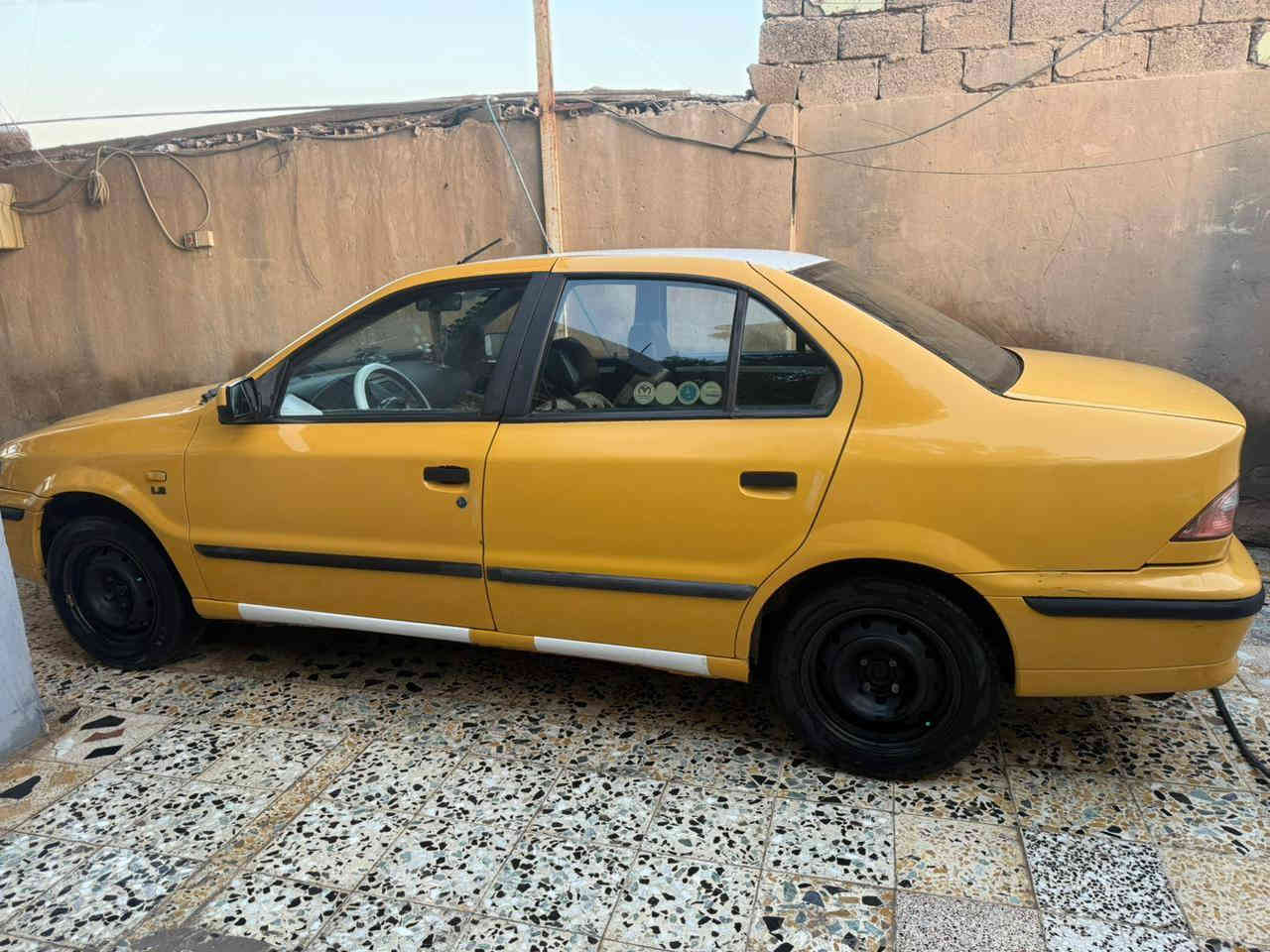 سلام عليكم شباب سمند موديل 17السياره خير من الله مكينه وكير وصدر وكهربايات خير من الله  لا ضربه ولا صبغ ولا تبديل بيهه شخط باب السكن ول ورا شويه السعر 50وبيهه مجال حك الجيه بكن السياره بغداد ناحيت الوحده قرب مجمع بسمايه السكني واي ستفسار هاذه رقمي ***********
