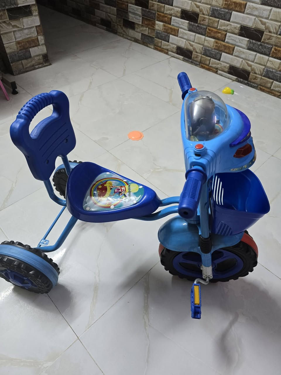 طبلات ب٣٠ قويات جدد
كرسي اطفال ب١٥ 
بايسكل اخو جديد سعره ٣٠
مكان الاعضميه


**إذا كنت صاحب هذا الإعلان وتريد حذفه لأي سبب، رجاءا أرسل رسالة إلى الدعم الفني**