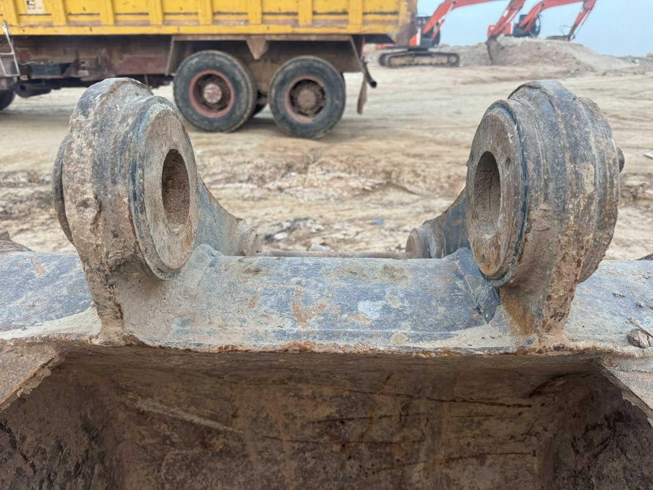 السلام عليكم للبيع كيله حفاره داش سكس كيله بحاله جديده جدا  السعر ١٠  الموشراي لا يتصل ***********
