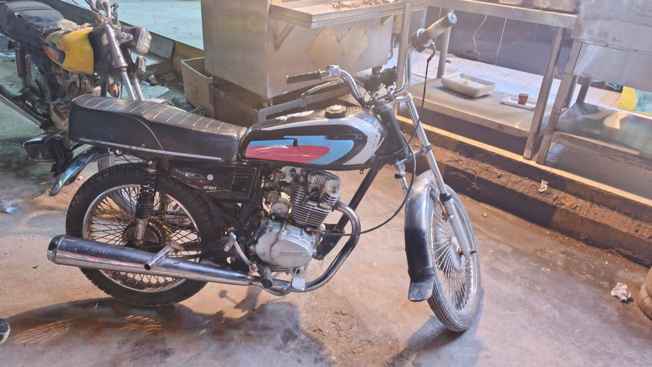 دراجه كلك للبيع سعره 325 رقمي***********
