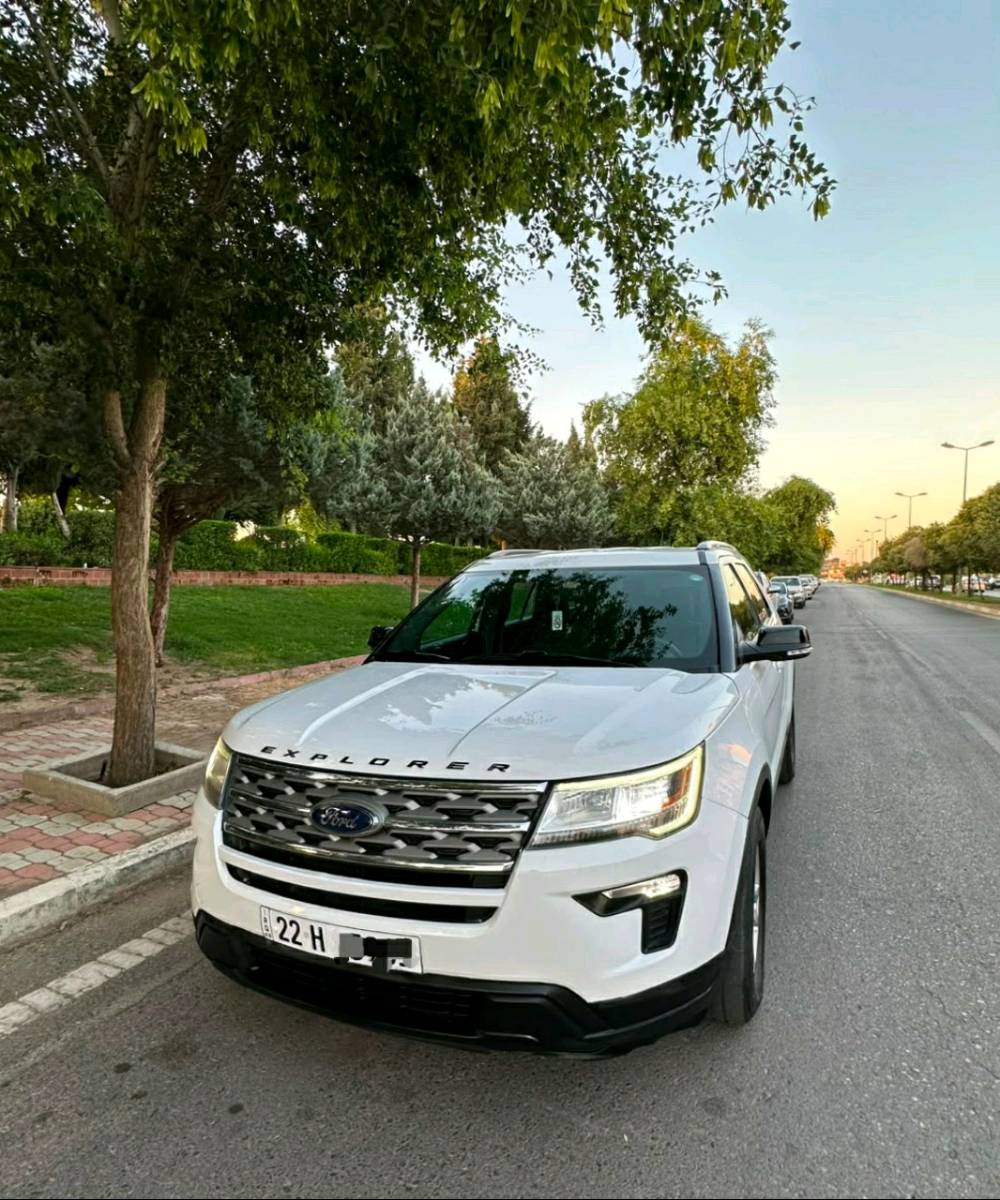 FORD EXPLORER XLT 2018
فۆرد ئێکسپلۆرەر ٢٠١٨
​وارد ئەمریکی  فول مواسفات 
٢ پارجة بوياغ جاملغ ودةرگاى سكن بى داخلى بى ارباك بيشى كةبسة
۲ قطعة صبغ جاملغ و باب سكن ، بدون دواخل بدون ایرباك بجم كبس
​محرك ٦ سلندر ـ بزوێنەر: ٦ پستۆن ٣٥٠٠ 
​۷ راكب ــ کورسی: ٧ سەرنشین.
​سیستەمی ساردکەرەوە: ٣ پارچە تەبرید
تبرید مركزي ۳ قطعة
شاشة گةورة
بسمة 
شغال
​کورسی شۆفێر: کارەبایی.
مقاعد كهربائي 
​گێڕ: شفتات لەسەر سوکان.
​هەموو شتێکی توندوتۆڵە و هیچ کەموکوڕییەکی نییە
السیارة جاهزة من كل نواحي ولانقص مابیها
كیر و محرك و تبرید و كهربائيات بشرط
(گێڕ، مەکینە و کارەباییات بەشەرت).
​المسافة المقطوعة ۹۷ مایل 
رقم و سنوی جدید
سعر 178 ورقە و مجال قلیل
1FM5K8D88JGA36585    ڕقم شاصی 
مكان السیارة اربیل .
*********** فایبر ـ واتساب